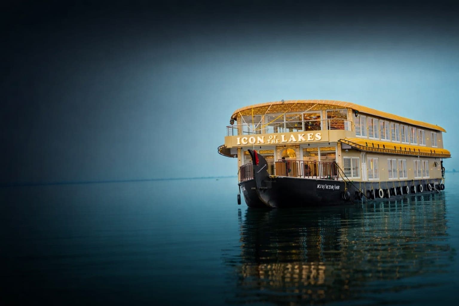 Shared Houseboat Experience Alleppey houseboat